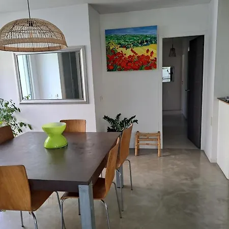 Villapapyrustoulon *