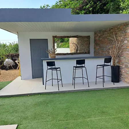 Villapapyrustoulon Toulon