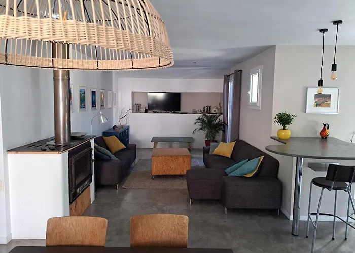 Villapapyrustoulon *