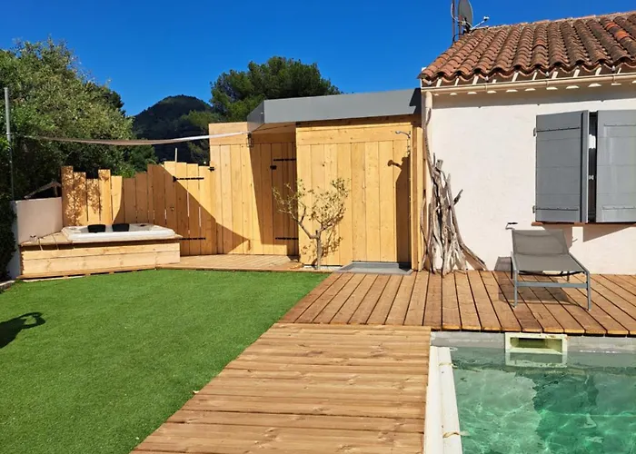 Villapapyrustoulon Villa Toulon