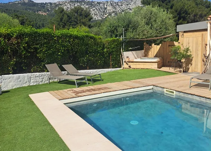 Villapapyrustoulon * Toulon